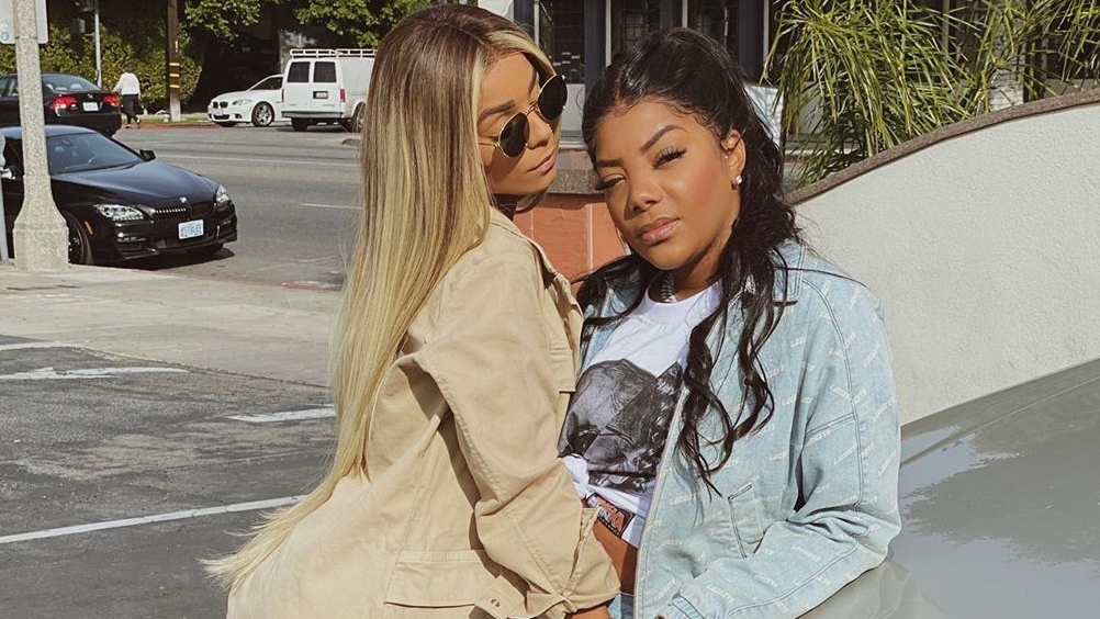 Apaixonada, Ludmilla se declara para a esposa ao ver ela dormindo: “Obrigada por existir”