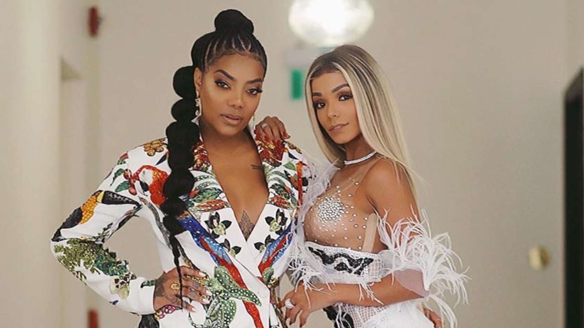 Ludmilla exibe look do dia e Brunna Gonçalves fica caidinha: “Uma esposa dessa, bicho”