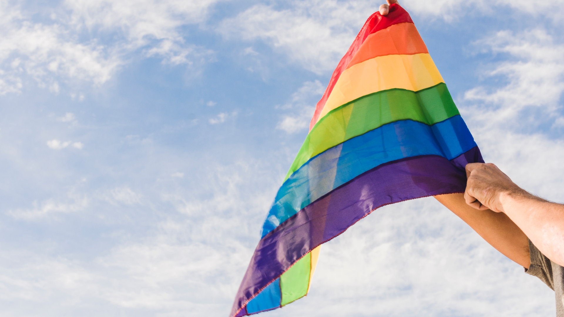 Bandeira LGBTQIA+ será confiscada na Copa do Catar
