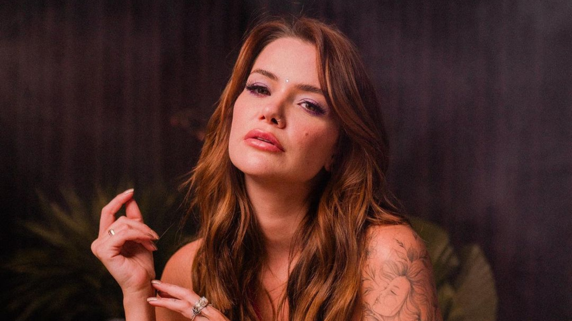 “Gostosa passando no seu feed”, diz Marcela Mc Gowan sobre cliques de lingerie