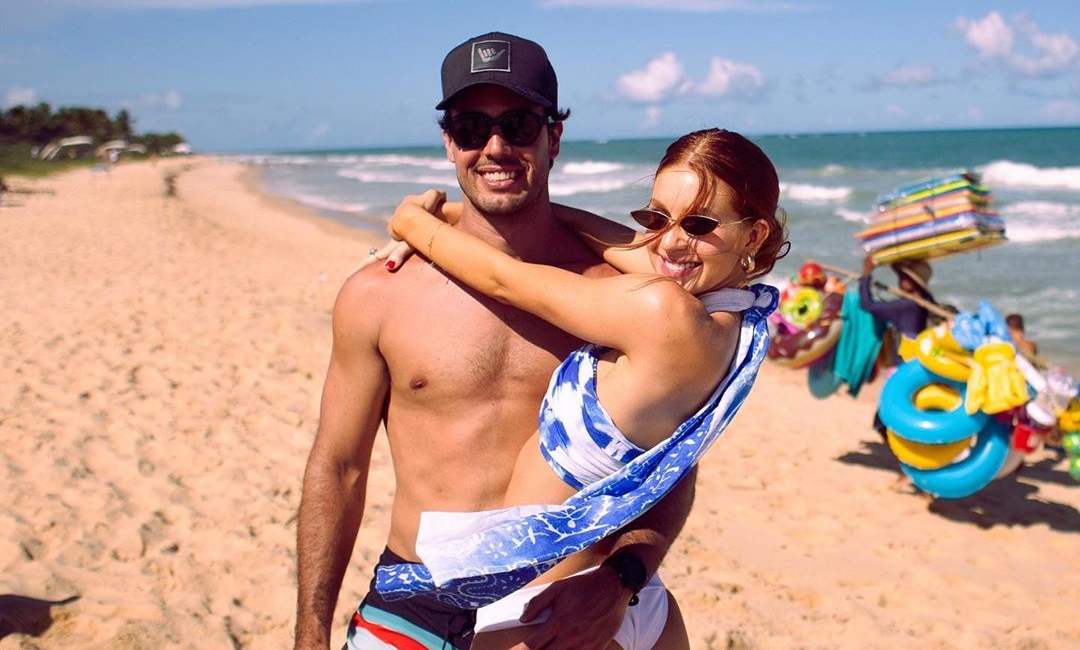 Casalzão! Na cama, Marina Ruy Barbosa surge ao lado do marido e faz declaração emocionante