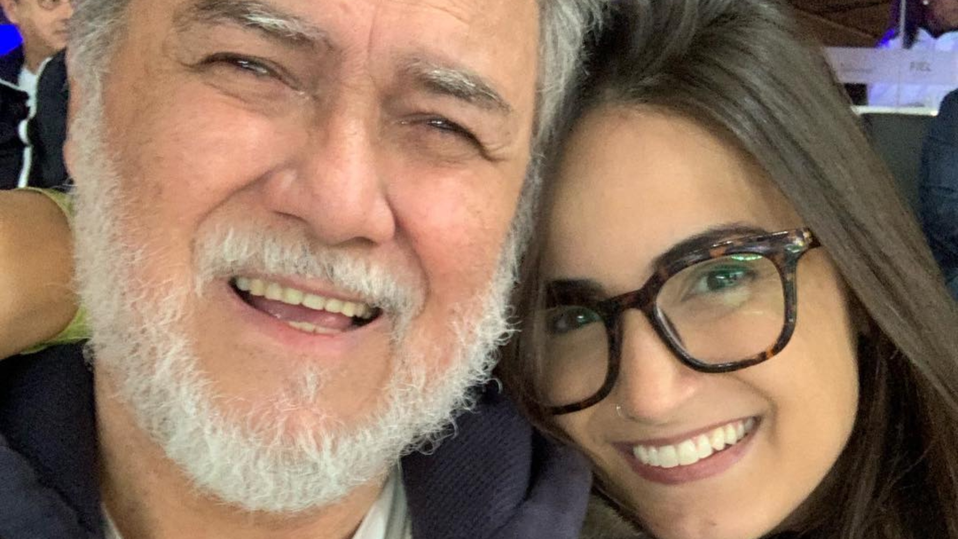 Mari Palma encanta ao compartilhar momento fofo ao lado do pai