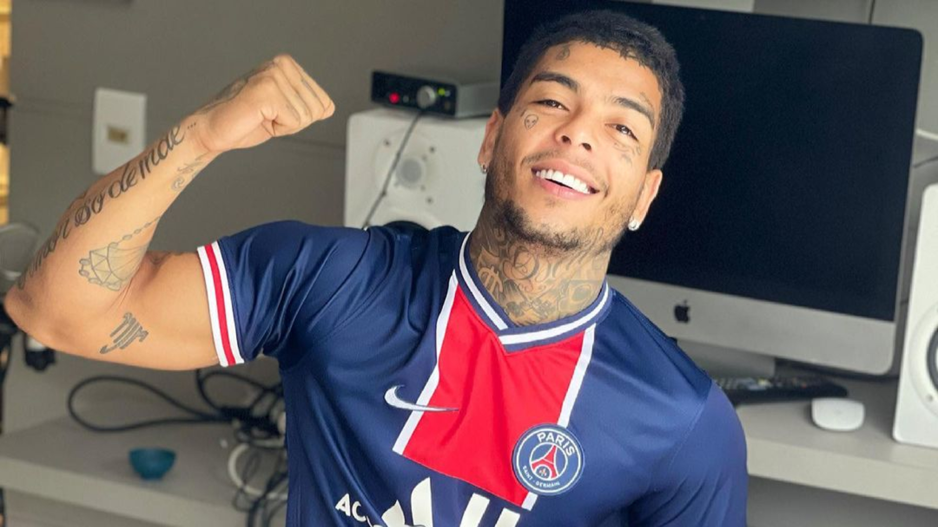 MC VK, amigo de MC Kevin e que estava no dia de seu acidente, desabafa sobre insultos: “Se tivesse como ajudar, eu ia me jogar no lugar dele”