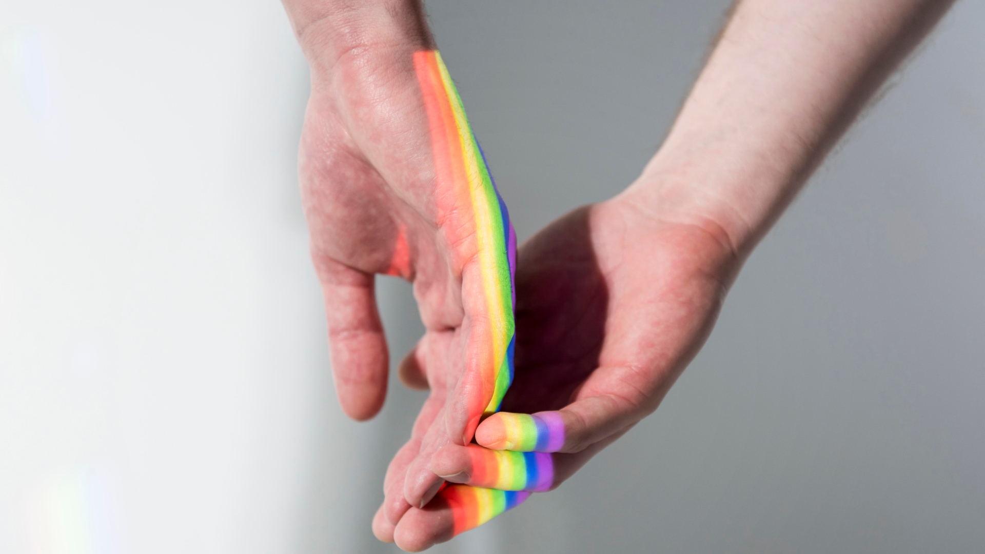 Gays condenados por serem gays serão absolvidos no Reino Unido