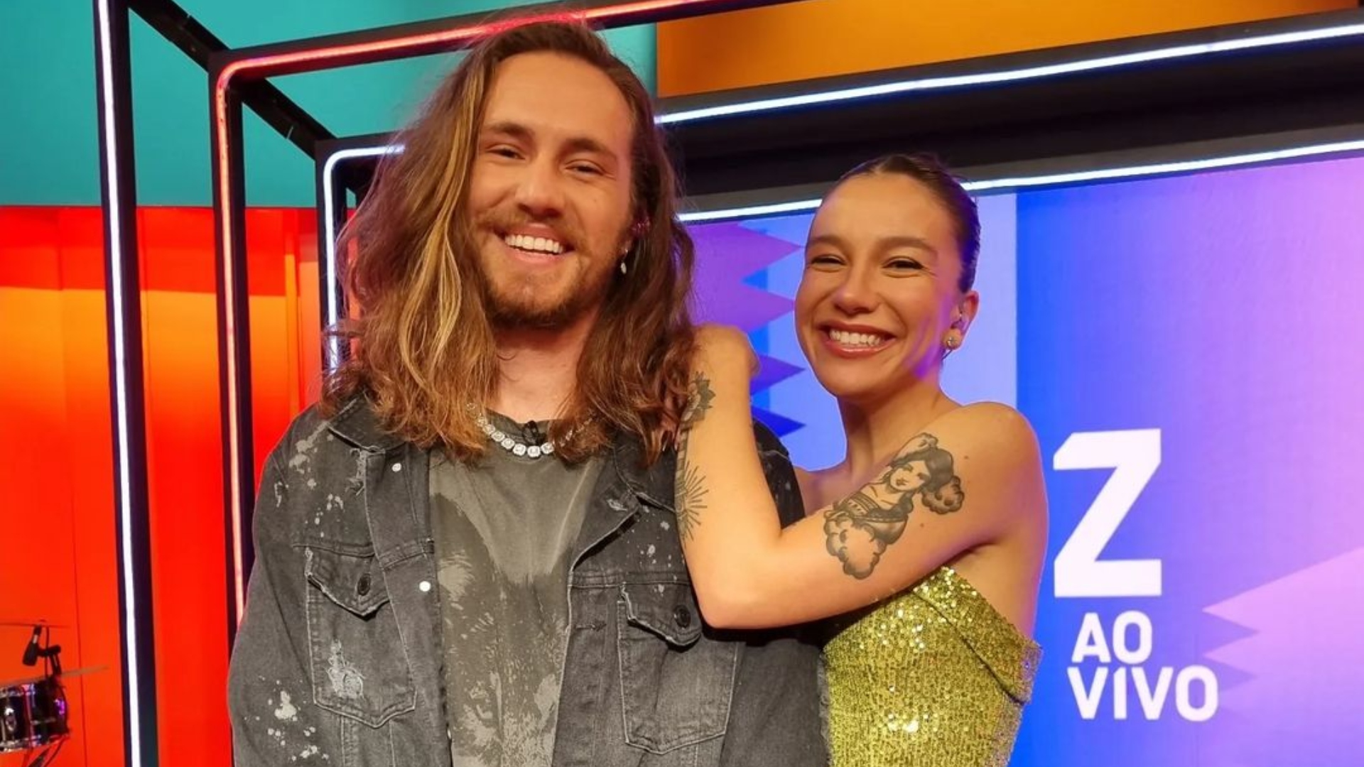 Vitor Kley e Priscilla Alcântara ficam com clima de romance durante programa: “Estamos nos curtindo”