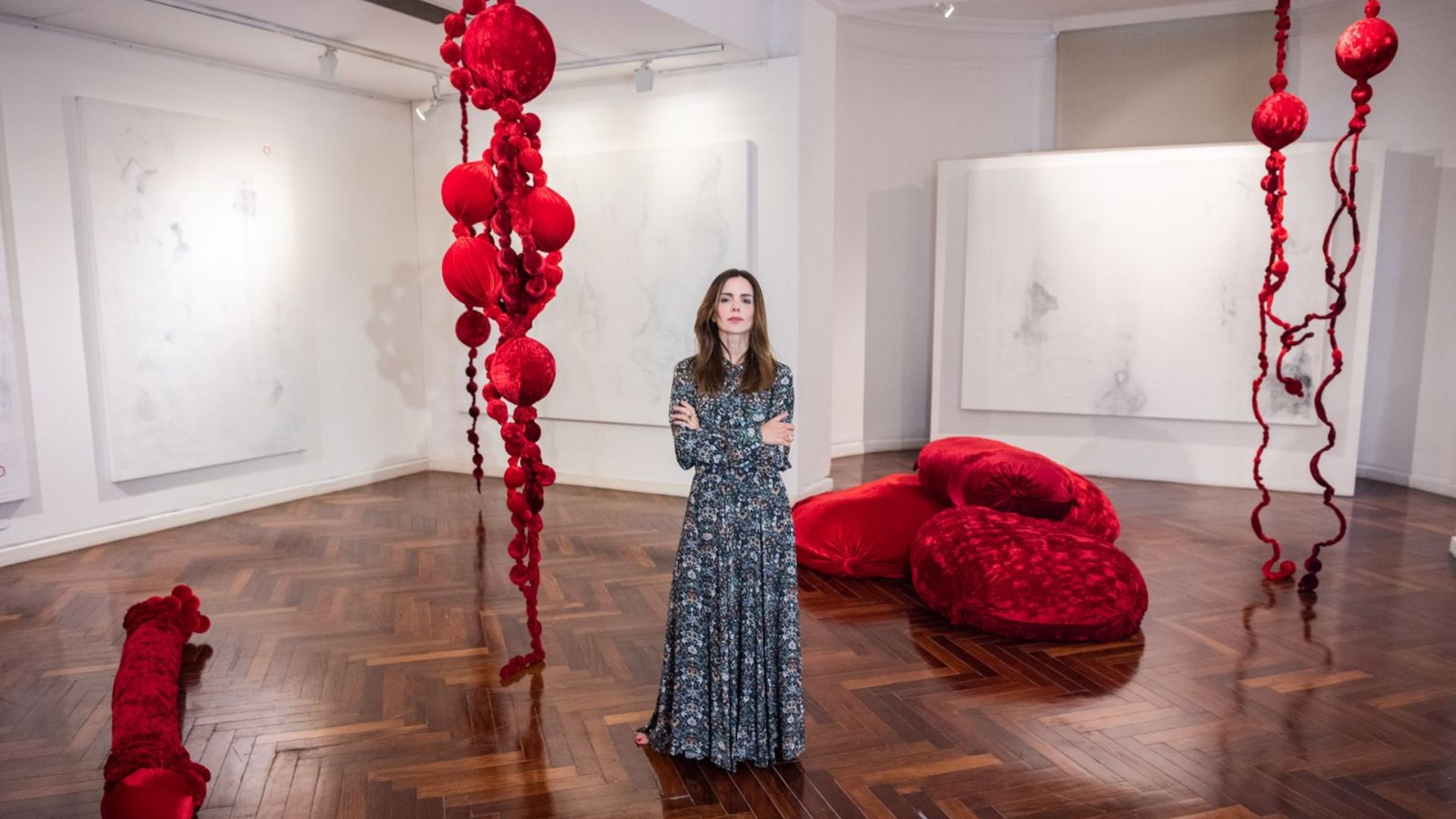 Sucesso internacional! Paula Parisot ocupa a Embaixada do Brasil em Buenos Aires