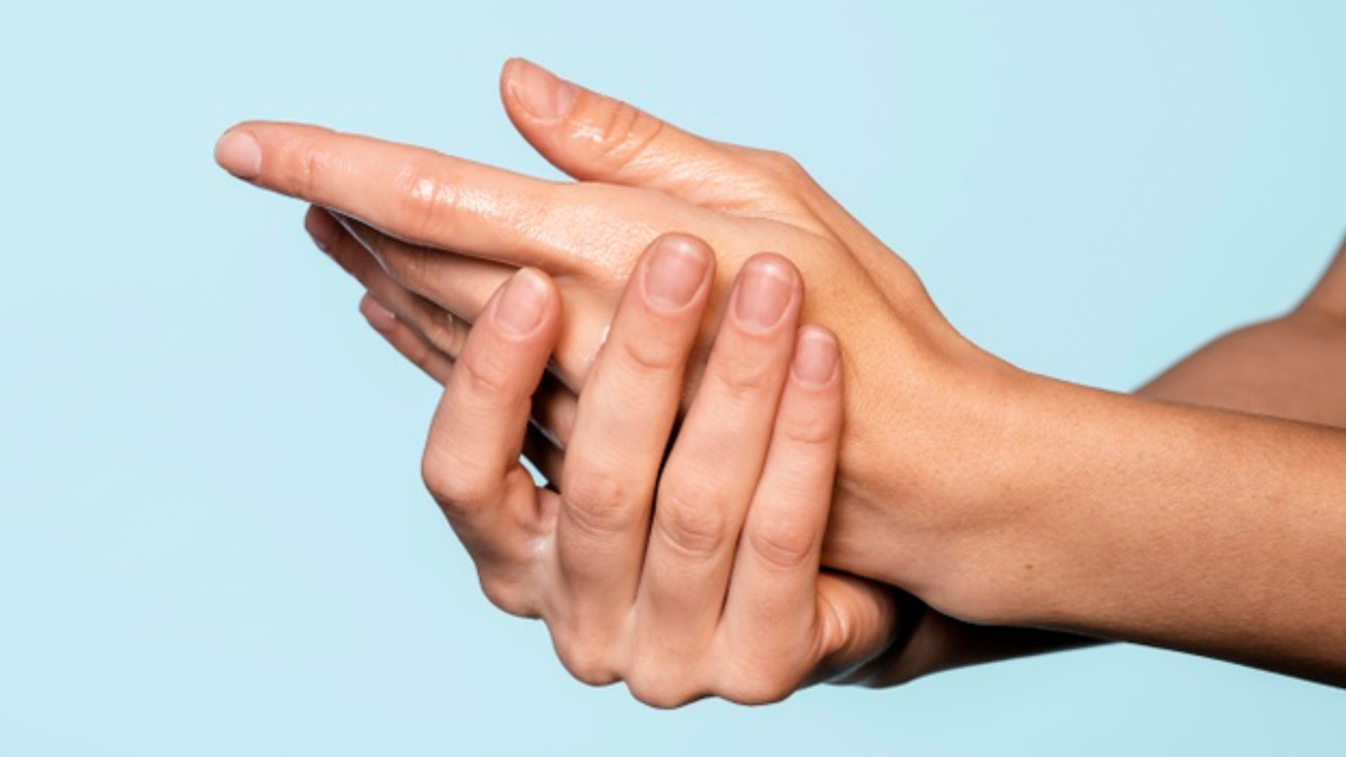 Massagens para rejuvenescer as mãos; Roseli Siqueira ensina