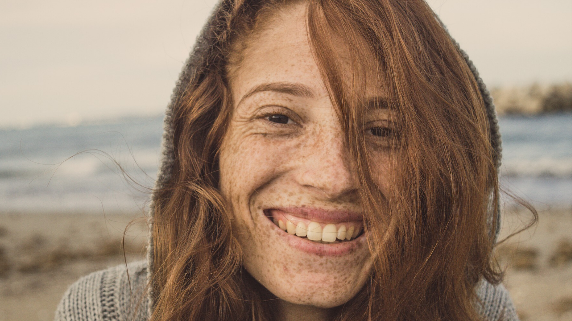 Skin Positivity: Conheça o movimento que aborda a autoaceitação e faça as pazes com a sua pele