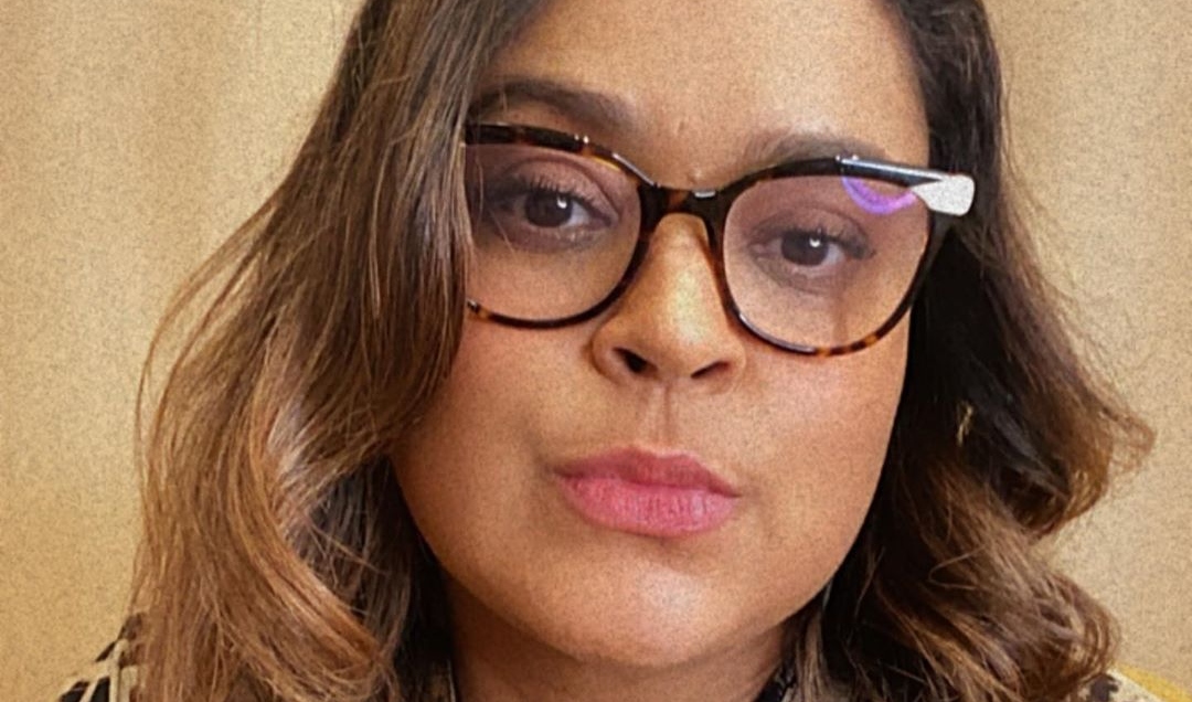Respeita ela! Preta Gil mostra fios grisalhos aos internautas e dispara: “Respeite meus cabelos brancos”