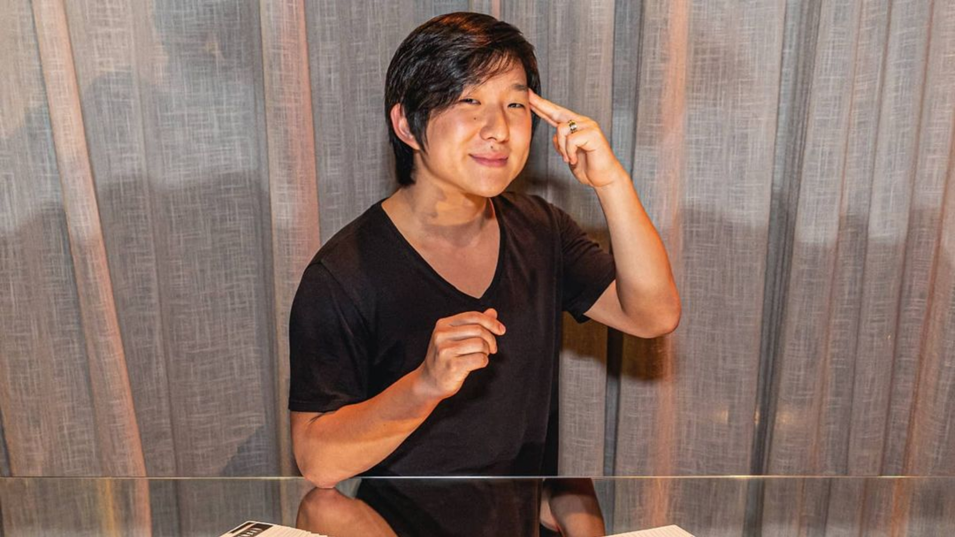 Pyong Lee abre o jogo sobre seu passado e pede perdão à Sammy: “Não existia um segundo onde eu não me arrependesse profundamente de ter aberto uma ferida no seu coração”