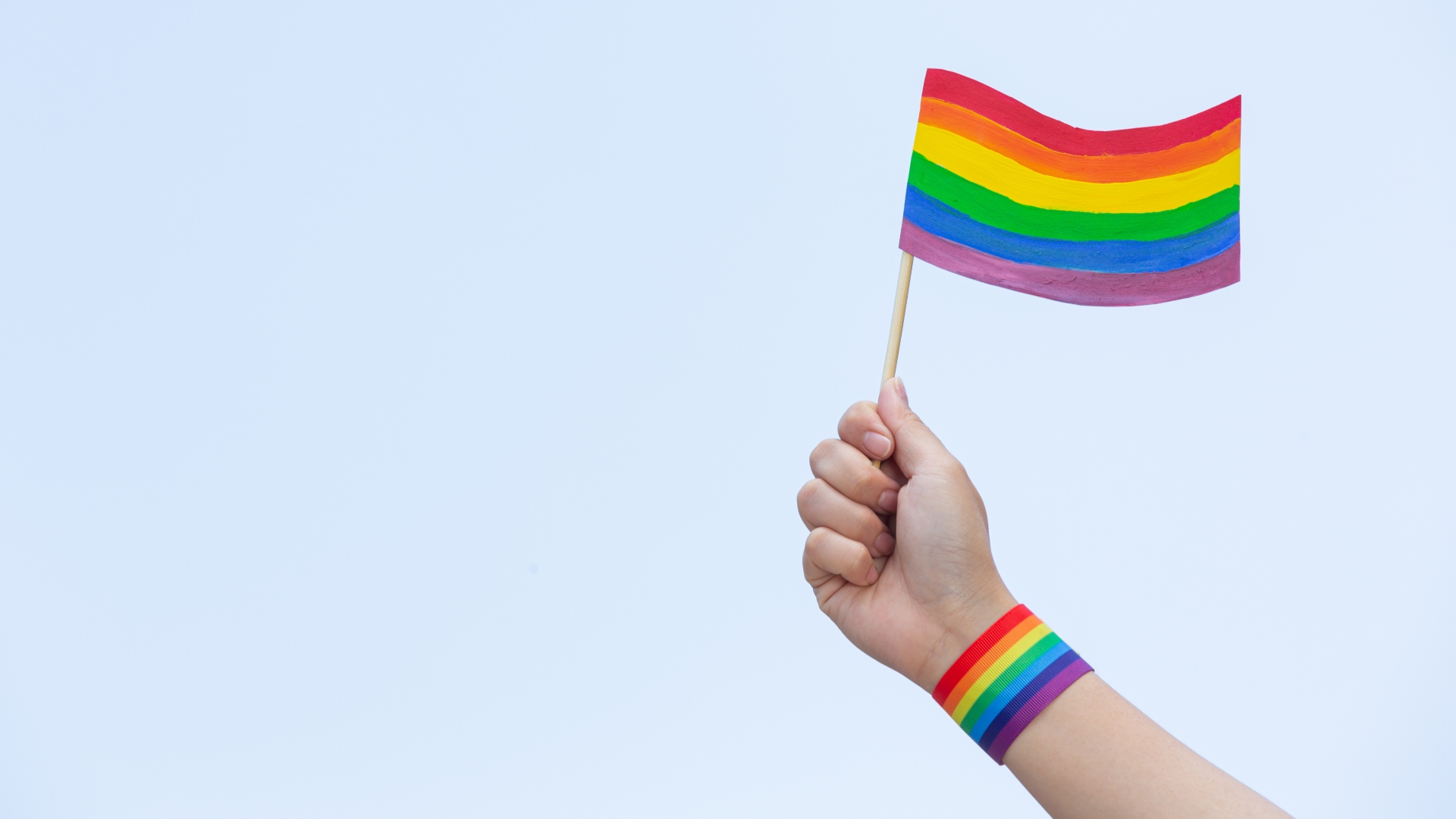 Por unanimidade, deputados do Canadá votam para proibir a terapia de conversão LGBTQIA+