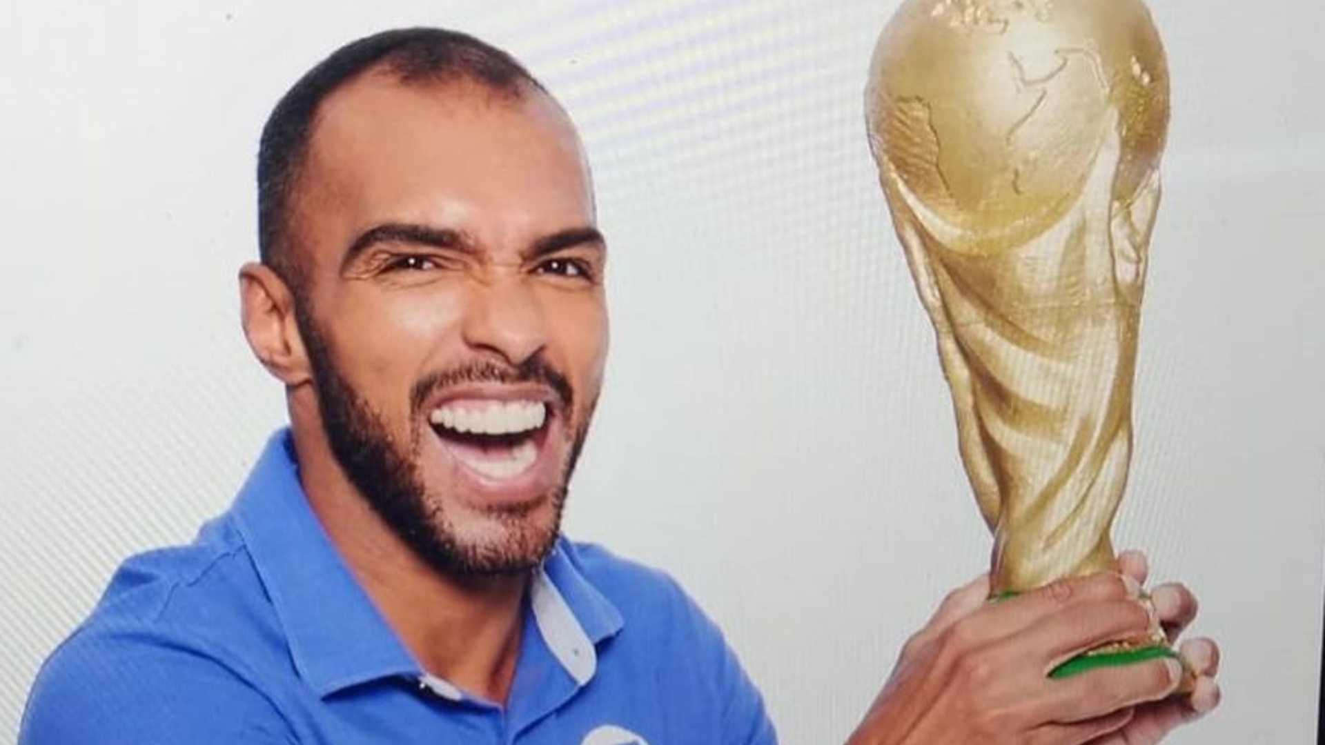 Pela primeira vez, Richarlyson assume ser bissexual