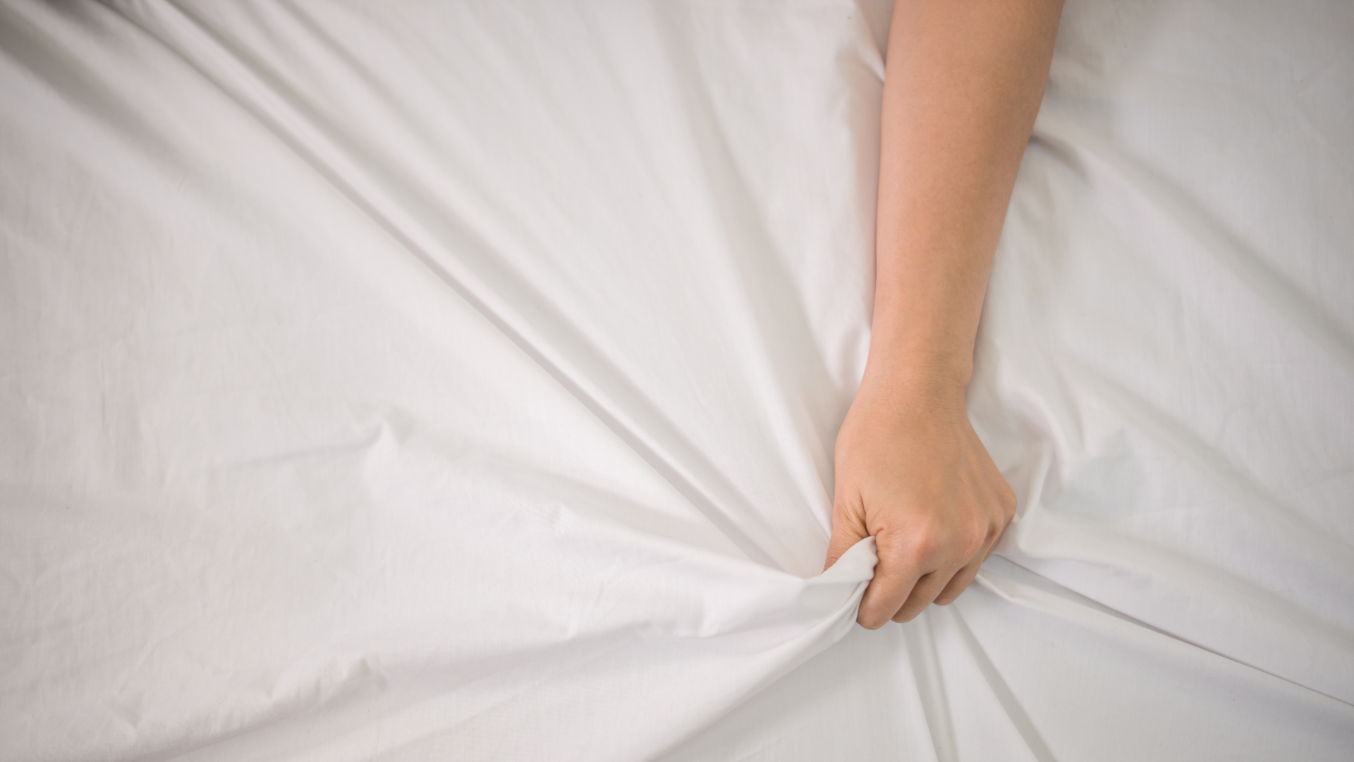 DIA MUNDIAL DO ORGASMO: Especialista explica a importância da masturbação feminina