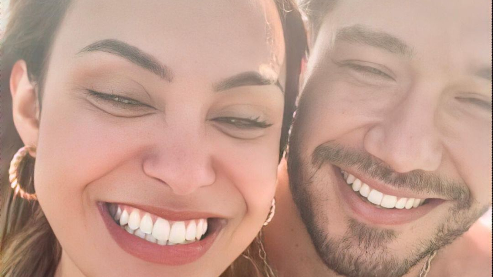 Namorando, Sarah Andrade e Lucas Viana contam detalhes do primeiro beijo: “Eu que beijei”