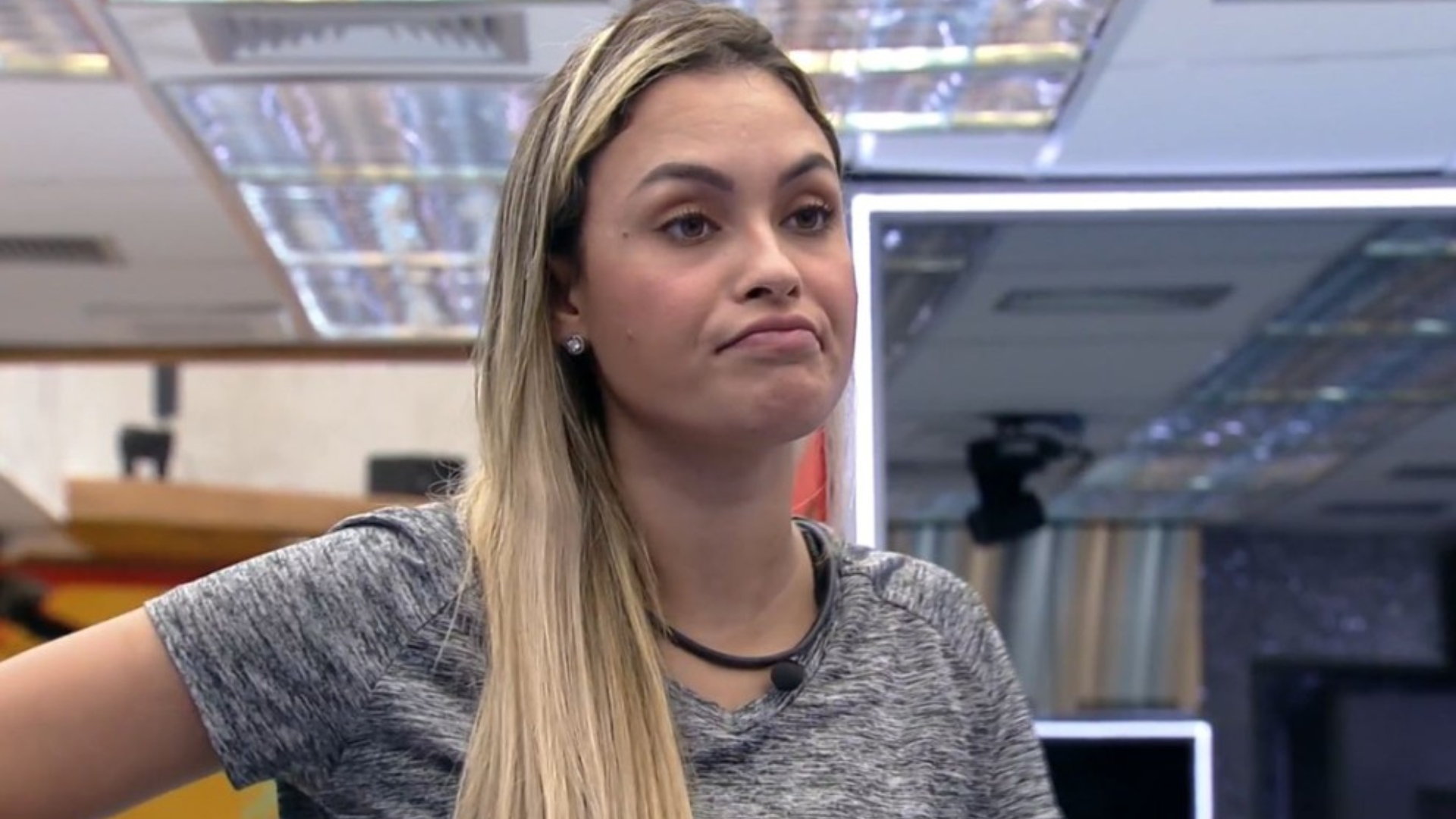 BBB21: Sarah é acusada de gordofobia após fala polêmica: “Cavando a própria cova”