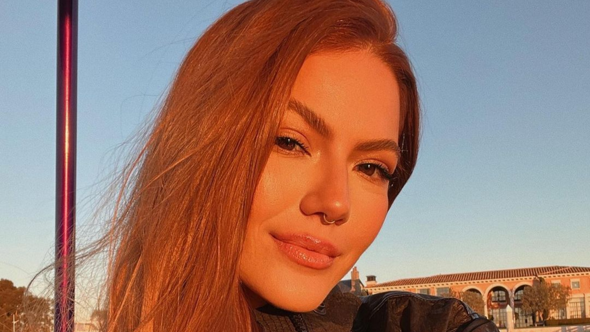 Sarah Poncio termina relacionamento antes de completar dois meses