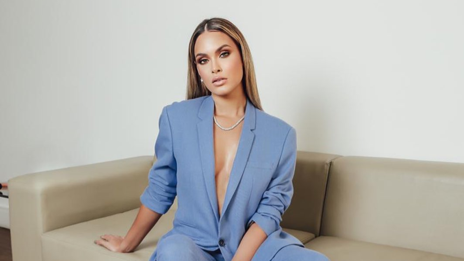 Sarah Andrade abre o jogo sobre sua recuperação após suas cirurgias plásticas: “Entre altos e baixos”