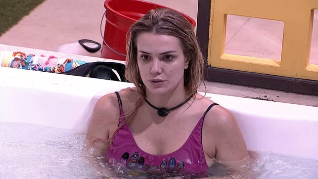 BBB20: Marcela reflete sobre Paredão e dispara acerca de brother: “Se ele voltar, vai ficar muito insuportável”
