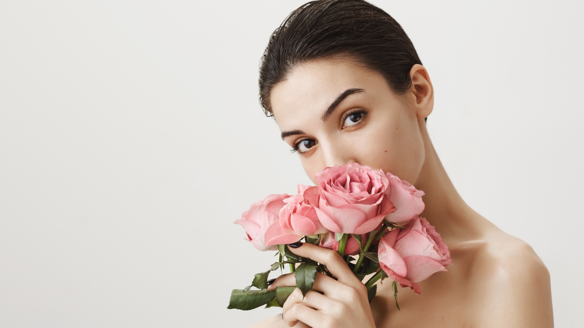 Roseli Siqueira ensina 4 formas de usar as flores na sua skincare