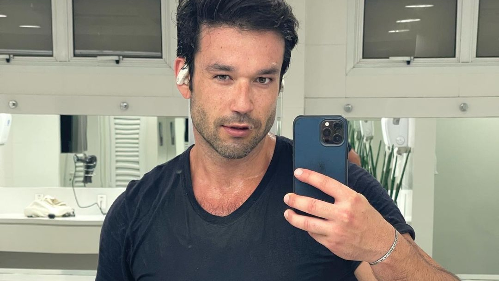 Sergio Marone abre o jogo após se declarar ecossexual: “Deixa sexy”