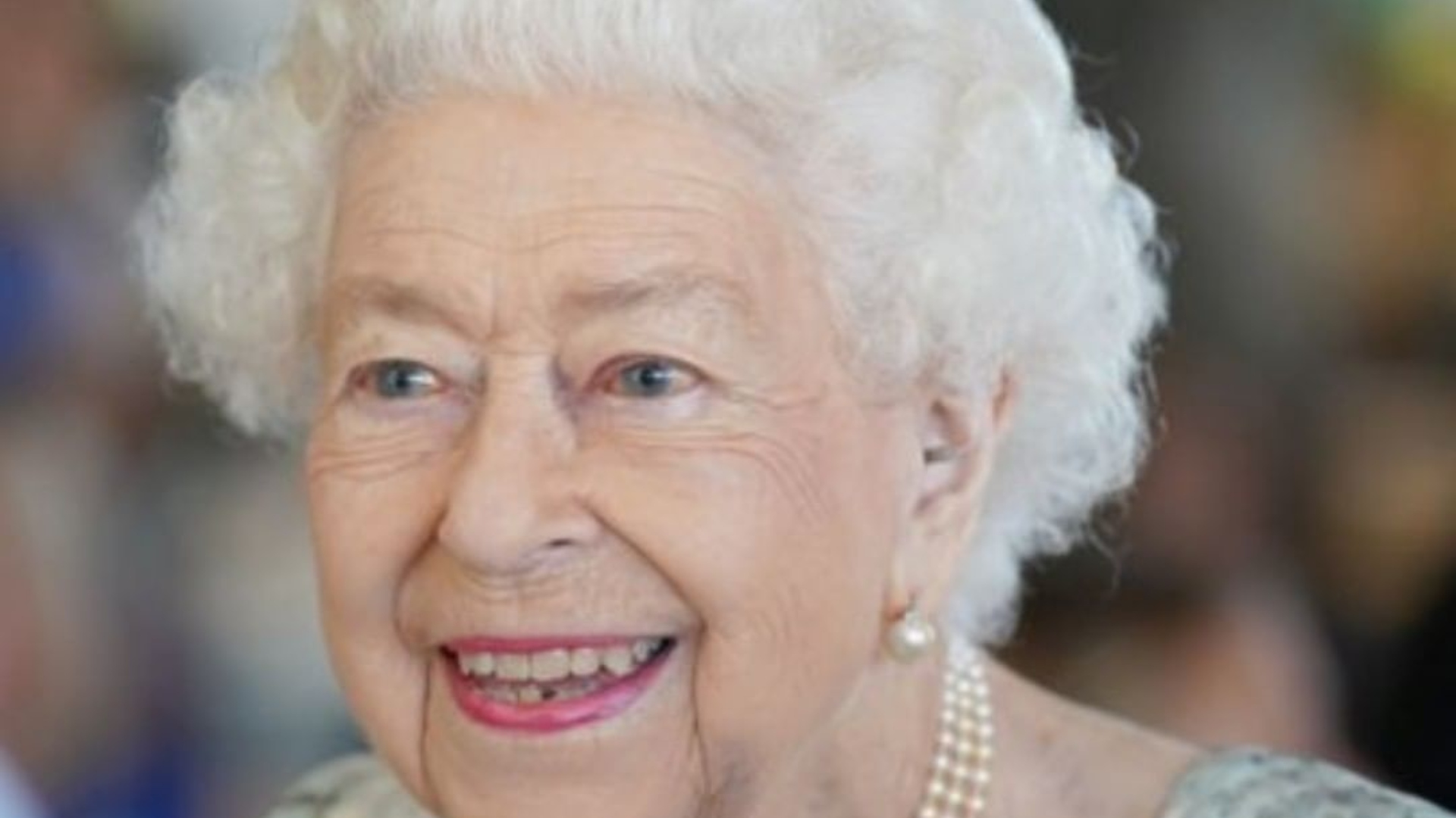 Morre, aos 96 anos, Rainha Elizabeth II