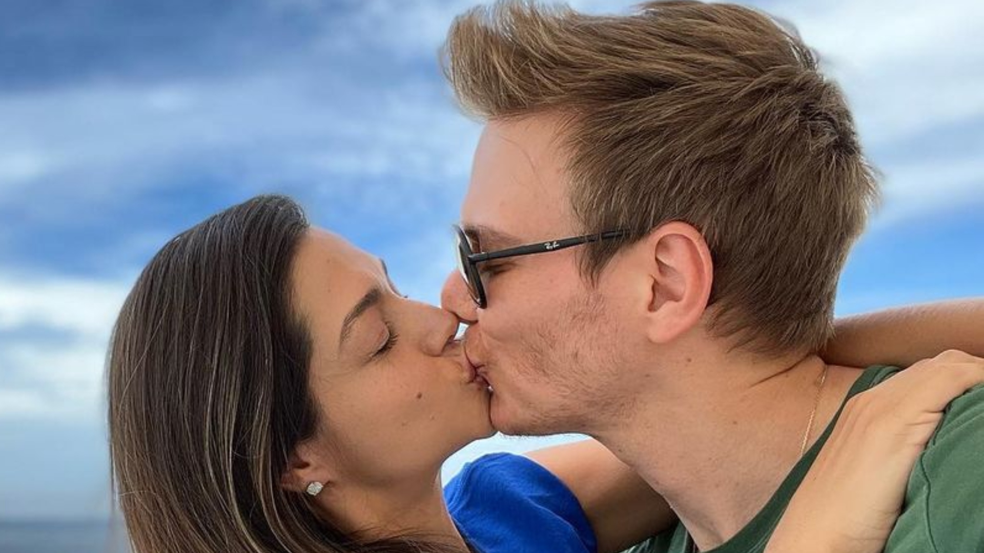 Thais Fersoza sobre vida sexual com Michel Teló: ” A qualquer hora”