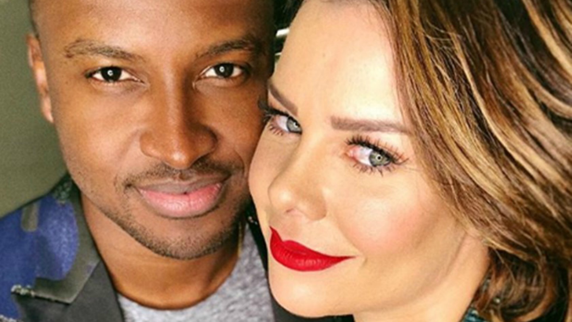 Fernanda Souza é vista em show de Thiaguinho com os pais do ex