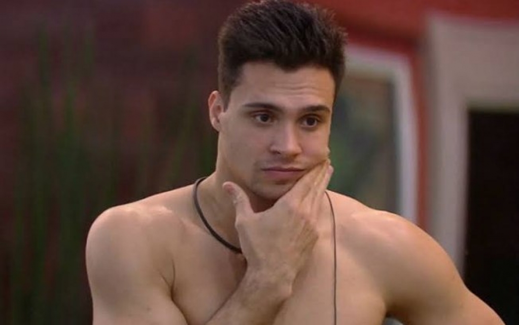 BBB20: Petrix é chamado no confessionário por atitudes inadequadas e pede desculpas ao Brasil