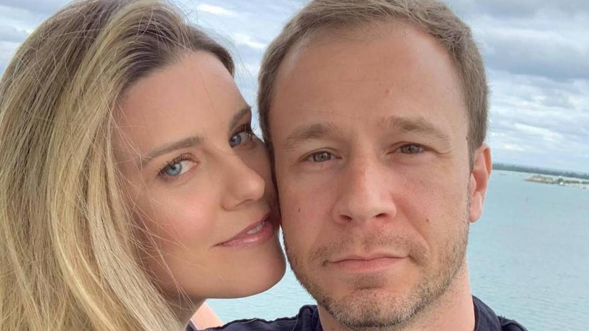 NASCEU! Filha de Tiago Leifert e Daiana Garbin chega ao mundo