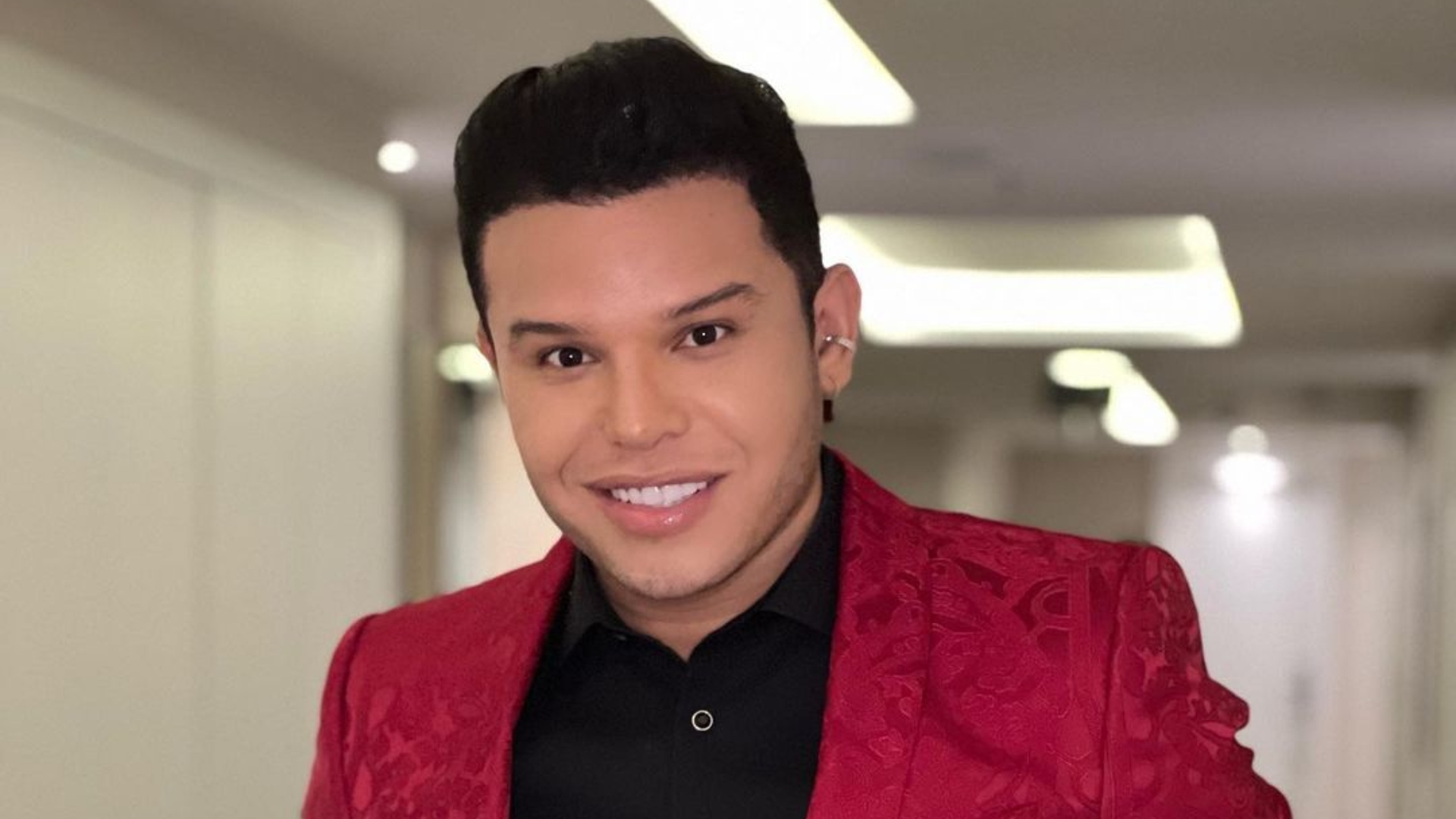 Filho de Tierry passa por cirurgia após amputar um dos pés