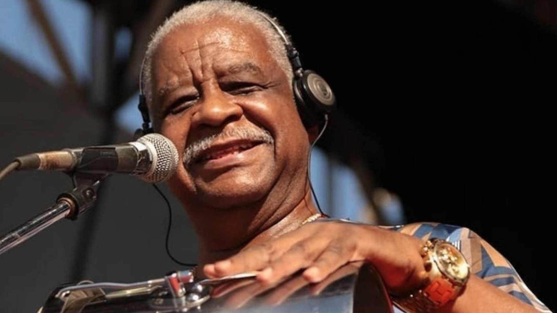 Morre sambista Ubirany, do grupo Fundo de Quintal, aos 80 anos, vítima da COVID-19