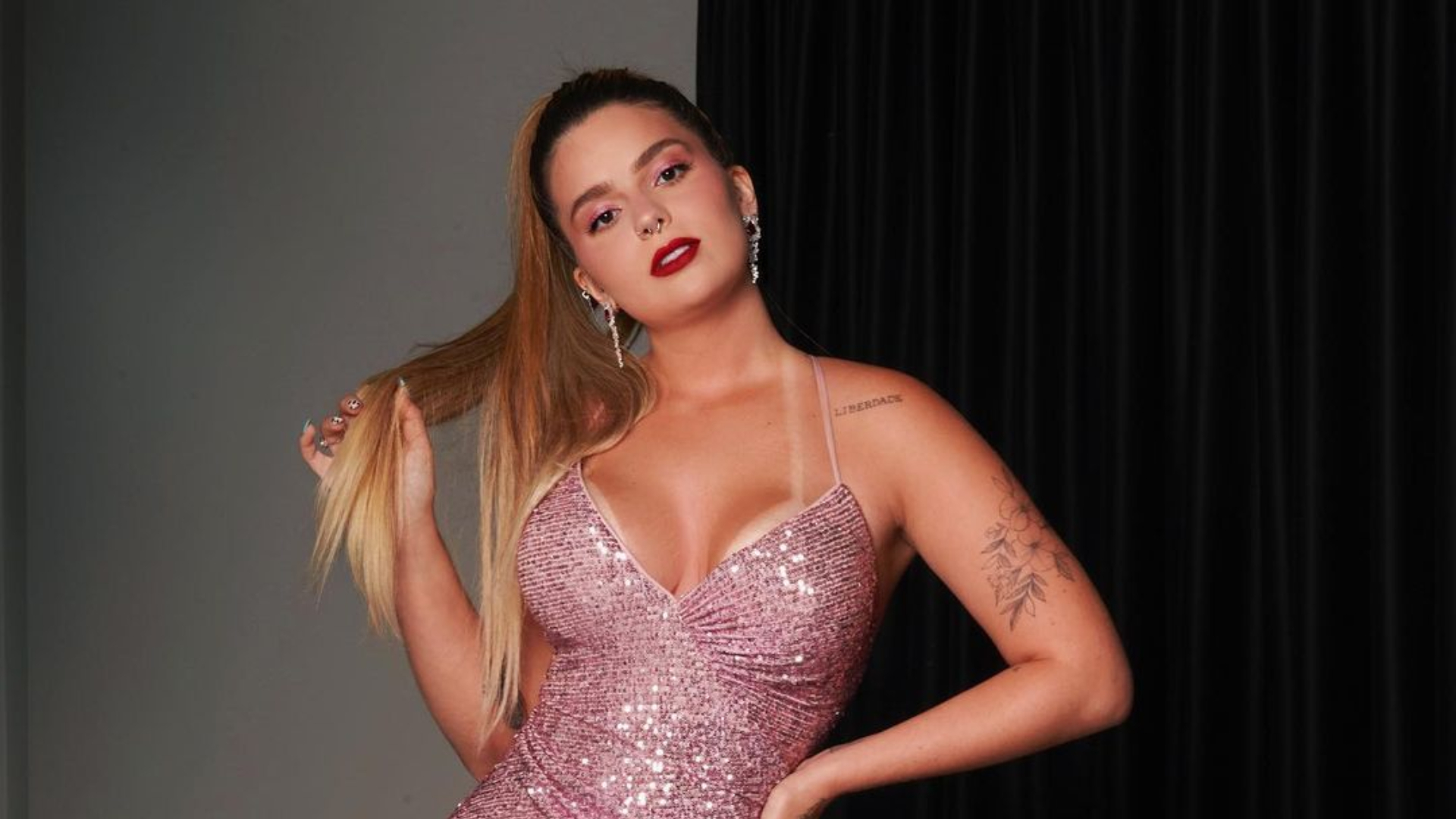 RADICALIZOU! Viih Tube abandona cabelo loiro e aposta em nova cor para as madeixas