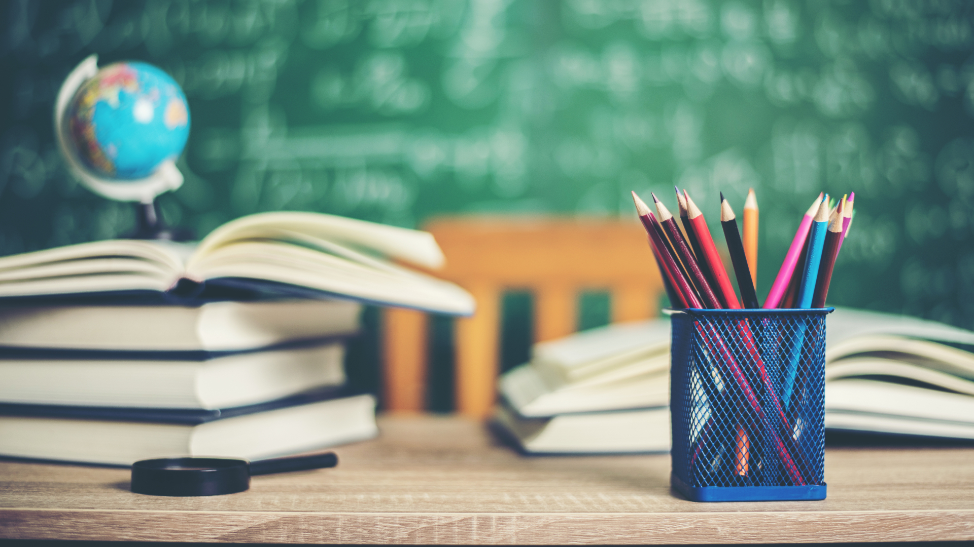É possível economizar com a volta às aulas? Especialista explica como