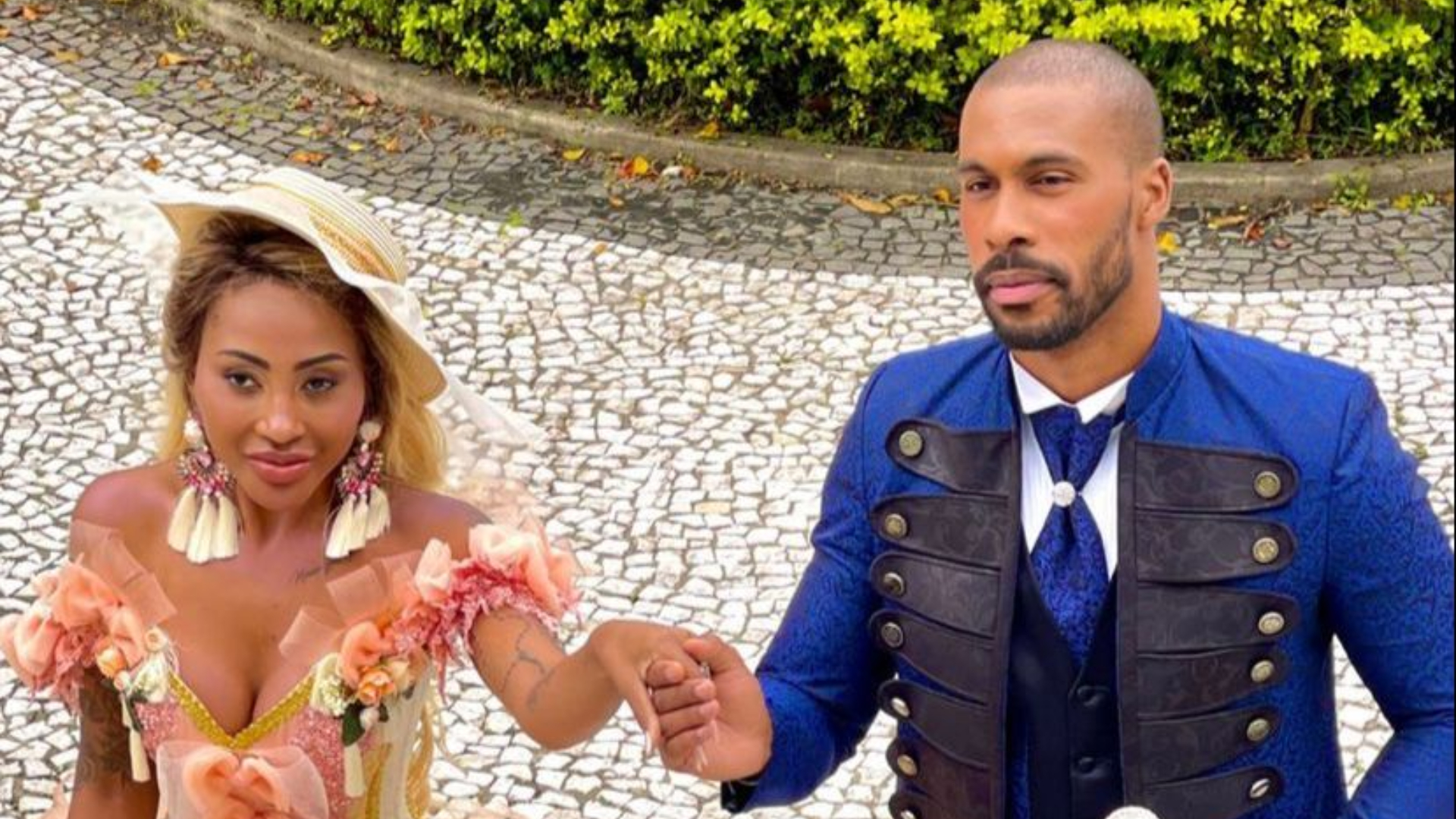 Ísis Lyon faz ensaio com modelitos inspirados na série ‘Bridgerton’ e fala sobre preconceito racial e de gênero