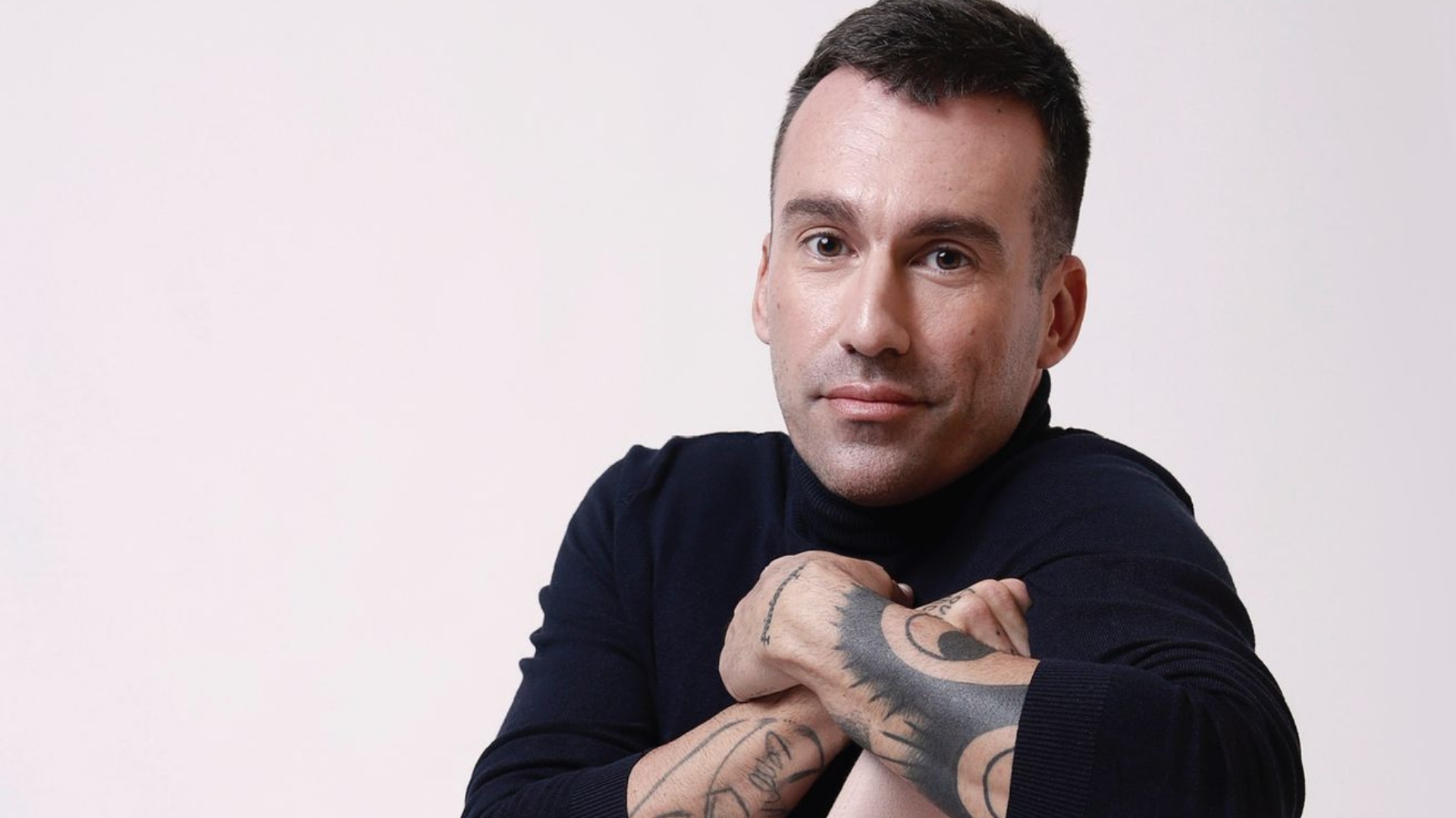 Benjamin Cano fala sobre a importância dos cuidados com a saúde mental na comunidade LGBTQIA+