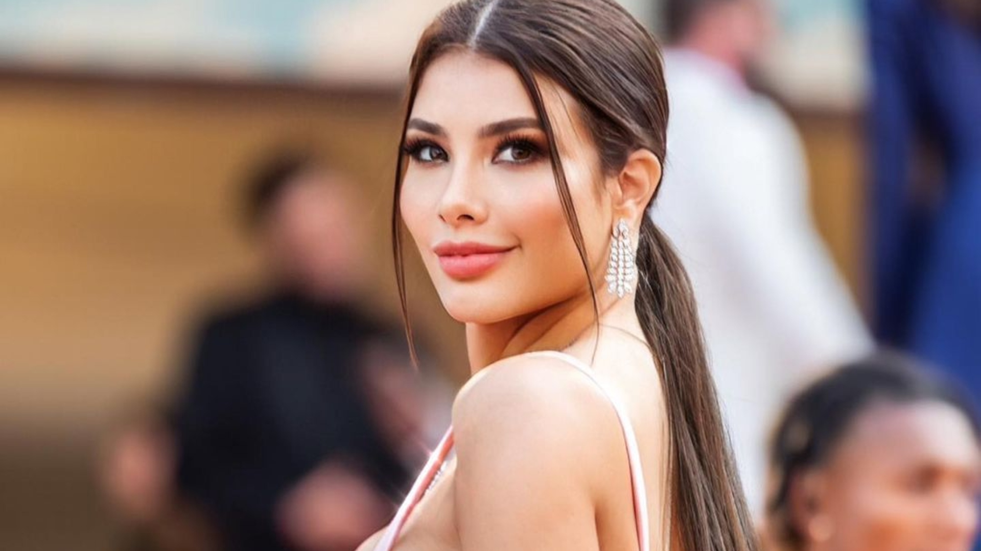 Priscila Vaz, atriz de ‘Secrets’, revela bastidores de gravação com Dani Suzuki e Emiliano Ruschel