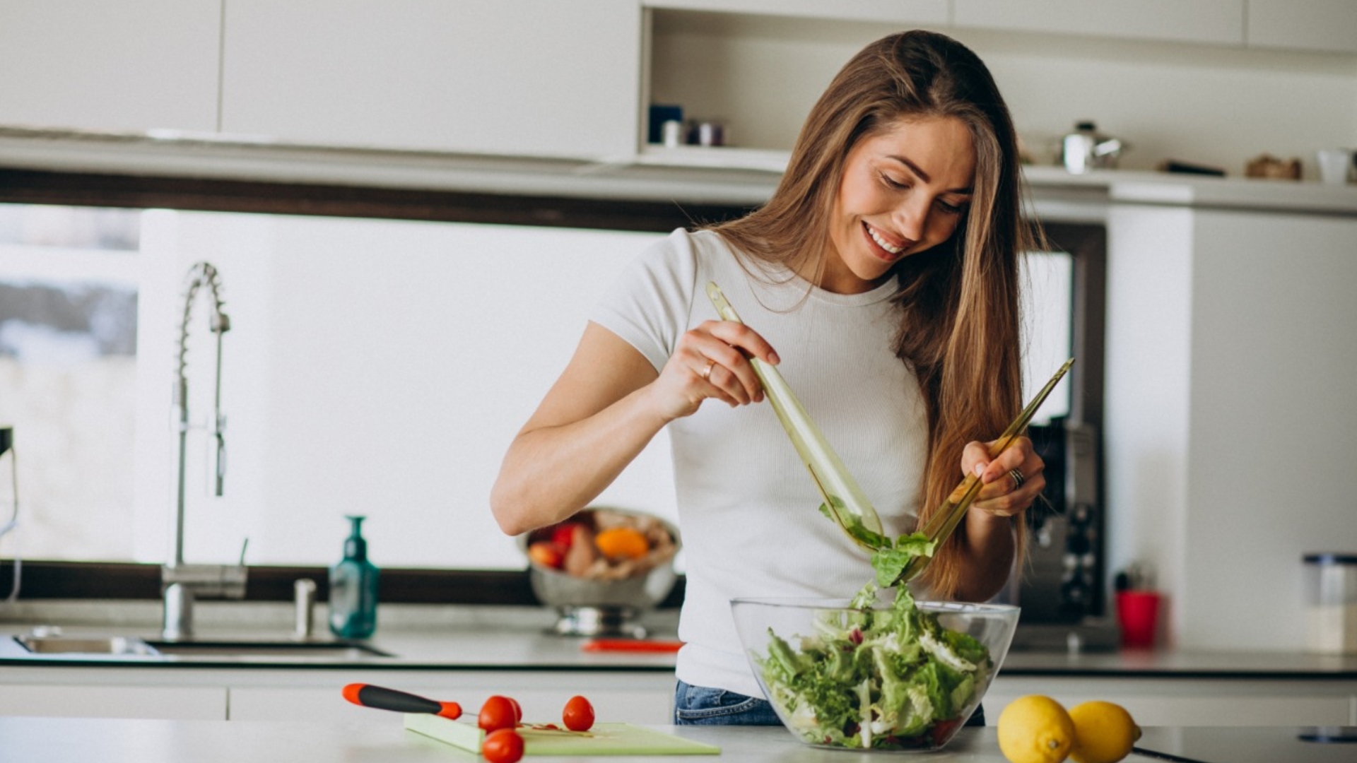 Queda de cabelo? Descubra o que comer para deixar os cabelos lindos